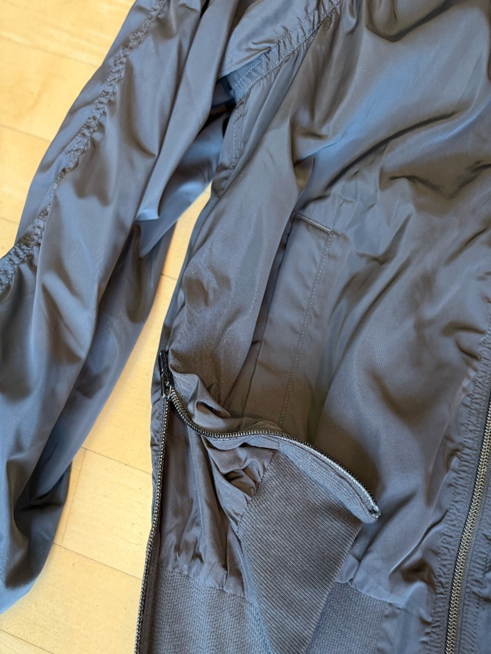 Athleta JetSet Bomber jacket, M, CB2686 - Picture 10 of 10